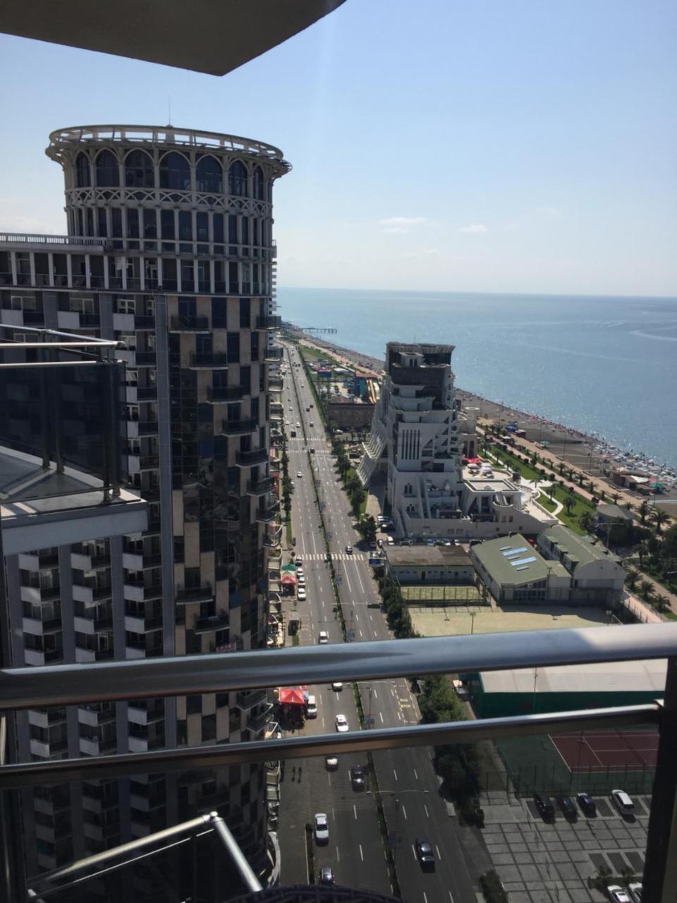 Sea Towers 2309 Apartment Batumi Bagian luar foto